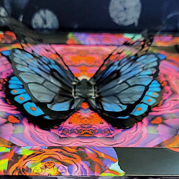 NWOT Urban Decay Disney Alice Through The Looking Glass Eyeshadow Palette - Picture 6 of 9